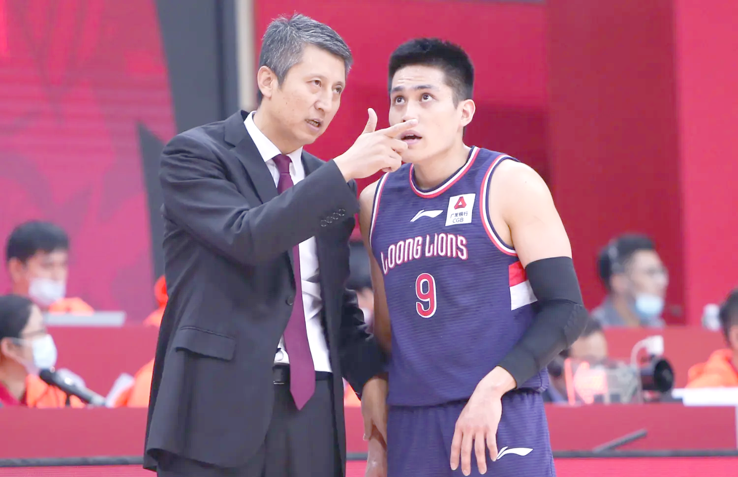 伤病潮袭来,球队需寻找替补人选 伤病潮袭来,球队需寻找替补人选