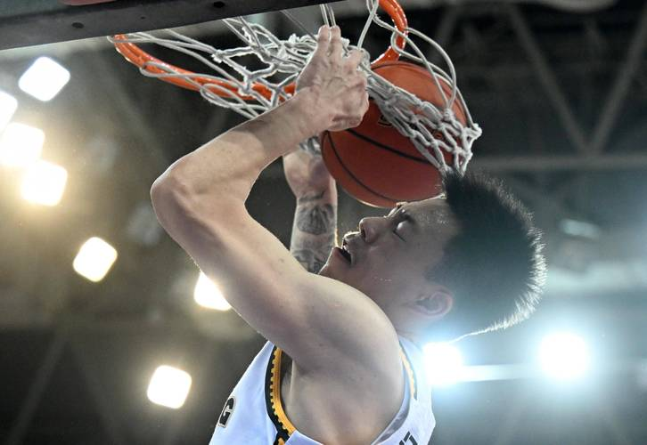 爱游戏登录-天津男篮轻松取得胜利，做客不畏惧的简单介绍