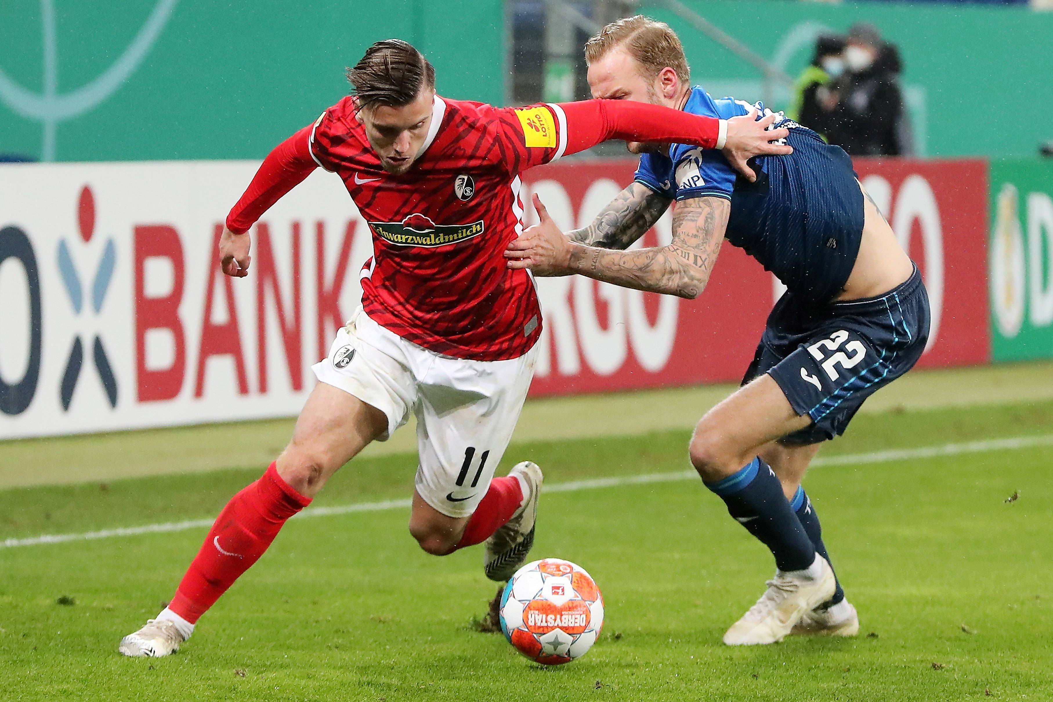 弗赖堡击败对手,延续德甲主场不败传统 弗赖堡击败对手,延续德甲主场不败传统