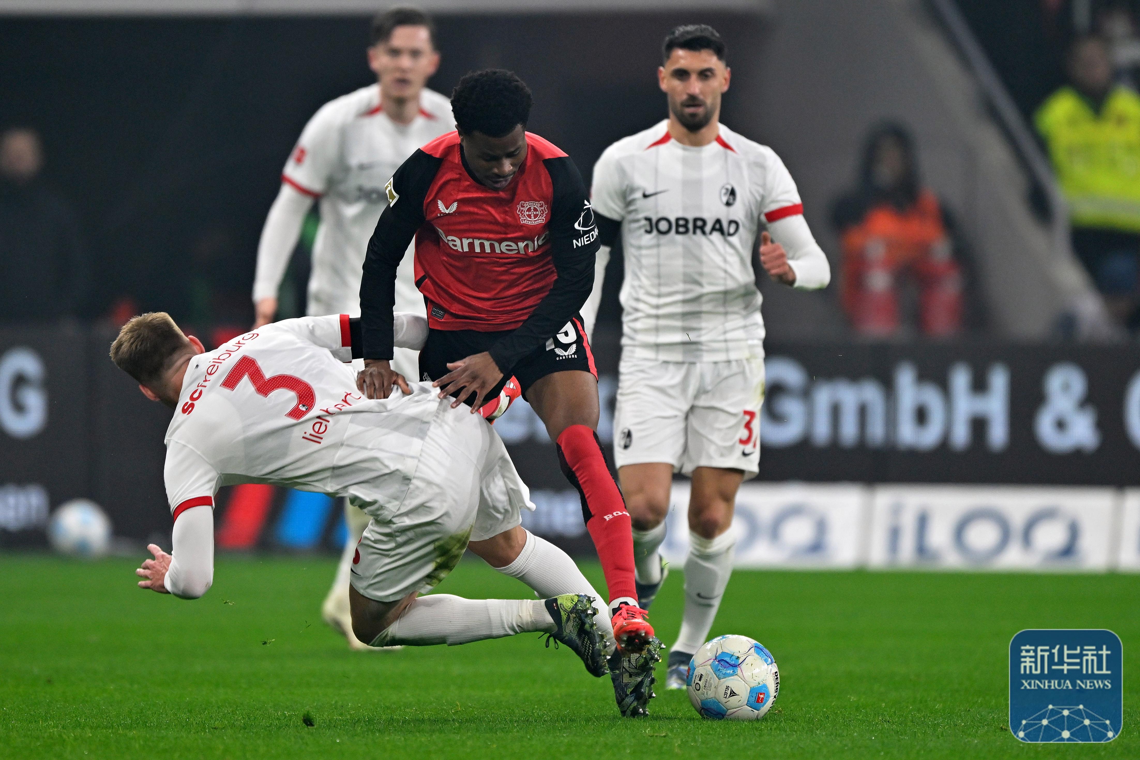 弗赖堡击败对手,延续德甲主场不败传统 弗赖堡击败对手,延续德甲主场不败传统
