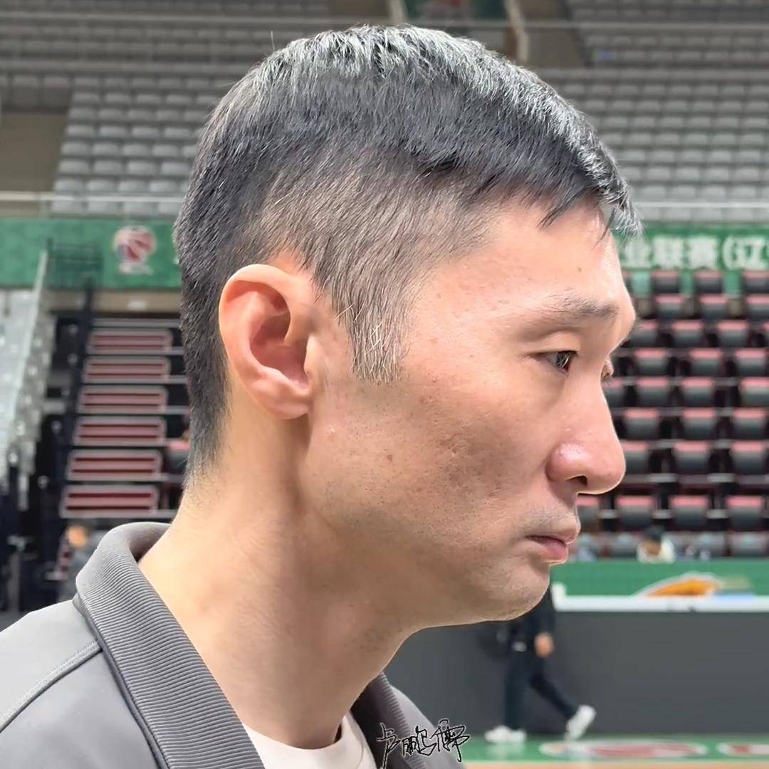 关于兹格雷布主教练鼓励球员,不畏困难的信息 关于兹格雷布主教练鼓励球员,不畏困难的信息