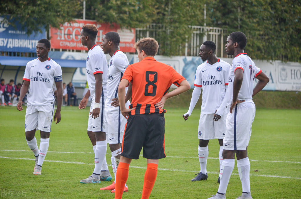 巴西大学城热身备战,期待与广岛三箭的交锋的简单介绍 巴西大学城热身备战,期待与广岛三箭的交锋的简单介绍