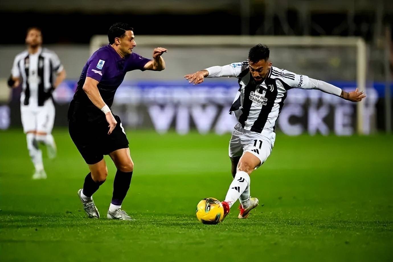 爱游戏-意大利豪门遭遇瓶颈，尤文图斯三连败引争议的简单介绍