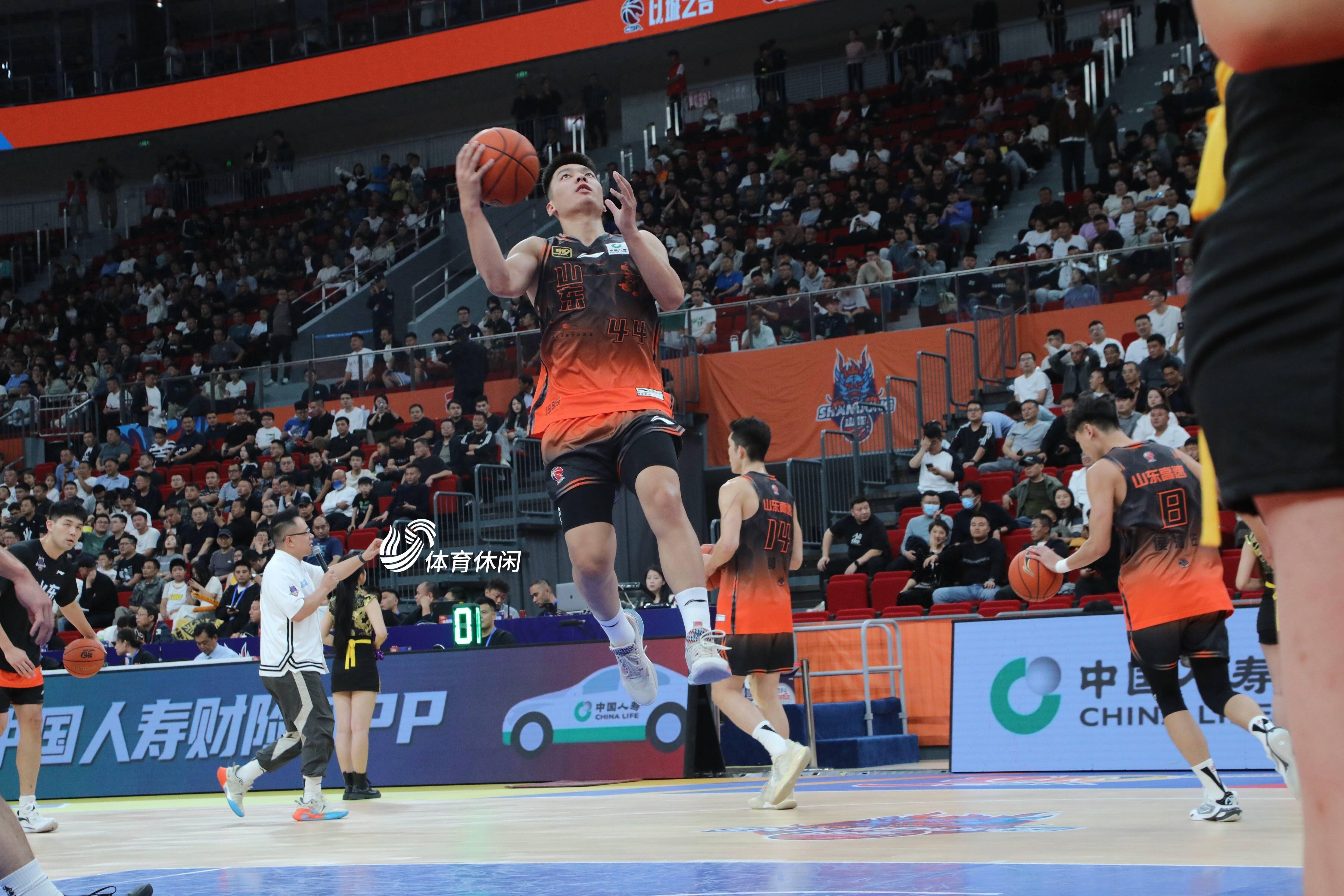 爱游戏官网入口-关于江苏男篮迎来新赛季首胜：豪取深圳队的信息