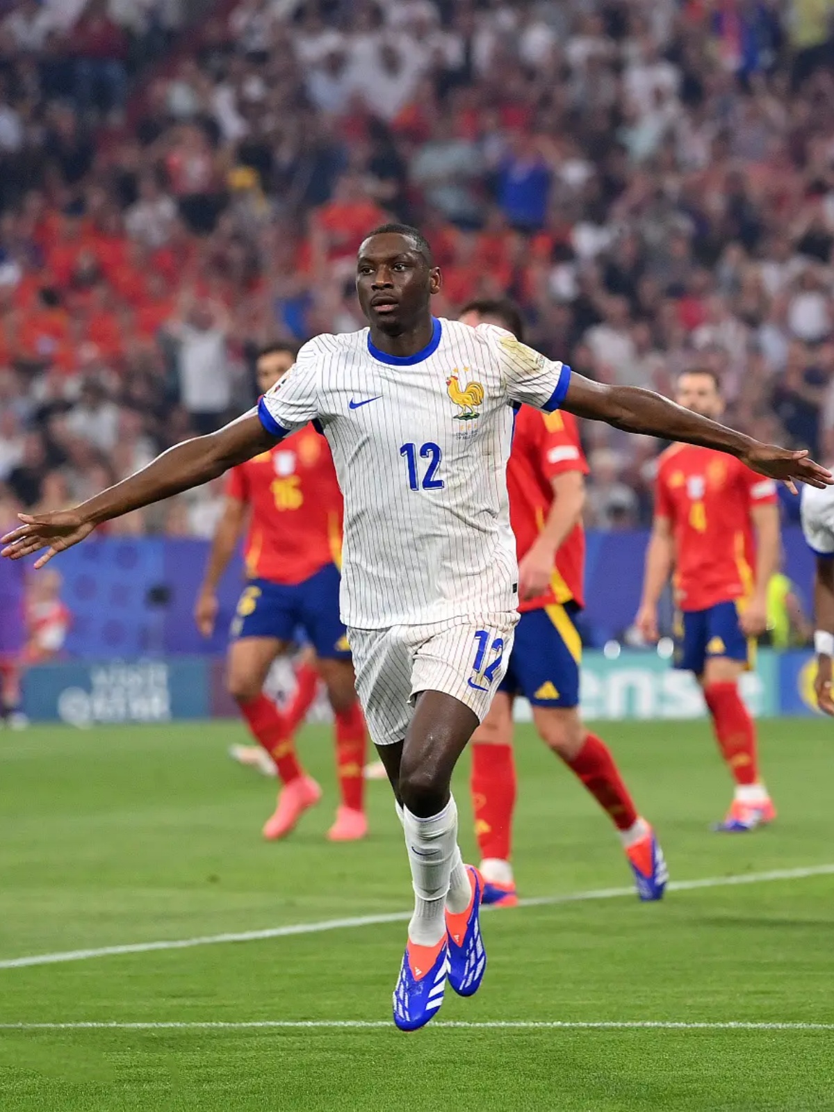 欧洲杯附加赛：西班牙苦战击败荷兰，成功晋级