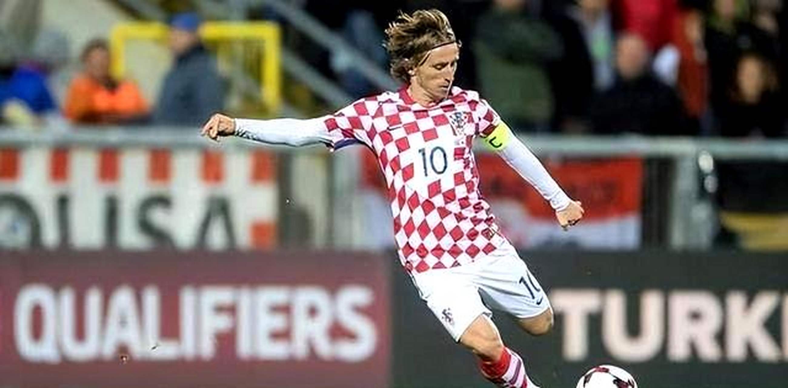 爱游戏官网-关于欧预赛：克罗地亚大胜摩尔多瓦，小组走向更加明朗的信息