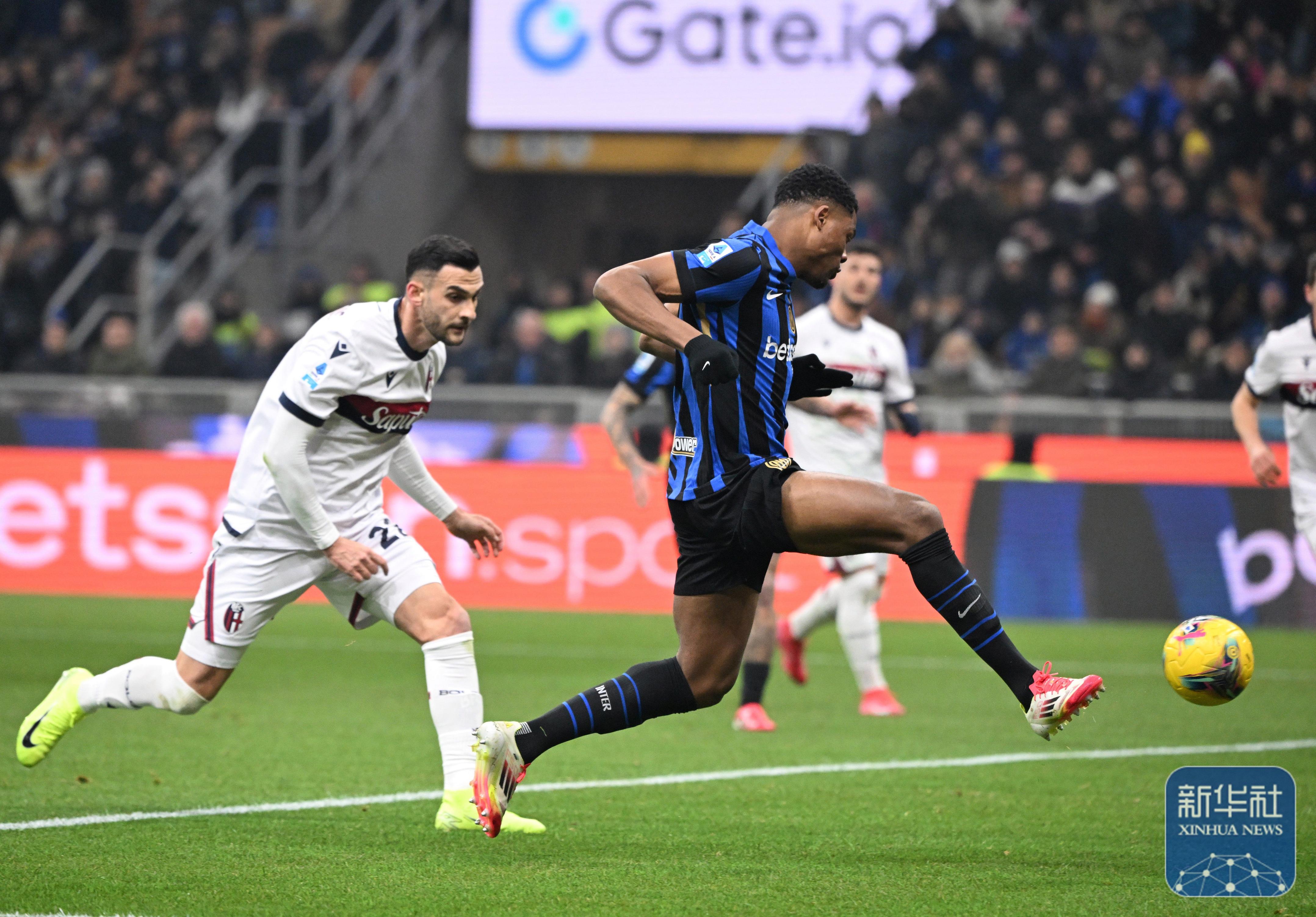 包含意甲赛场对抗激烈,球员身手过人战术妙的词条 包含意甲赛场对抗激烈,球员身手过人战术妙的词条