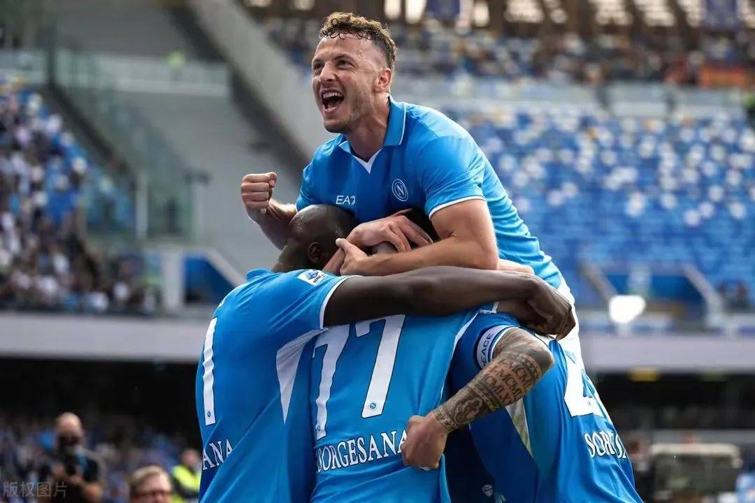 AC米兰击败那不勒斯,豪取五连胜 AC米兰击败那不勒斯,豪取五连胜