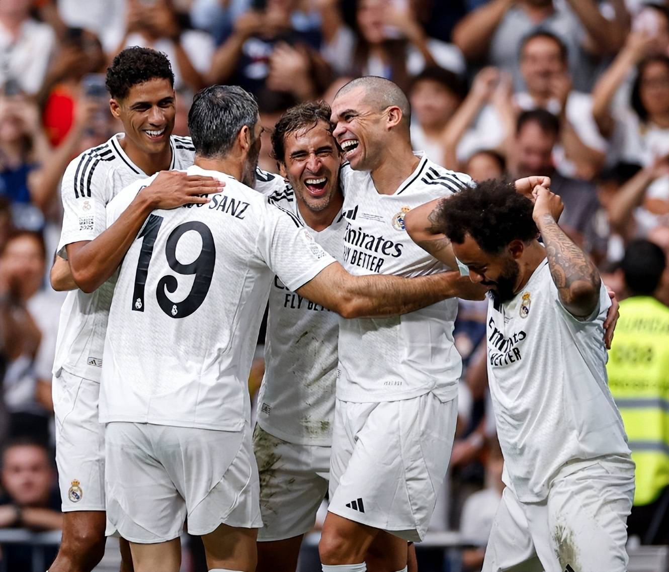 关于传奇时刻再现，经典比赛再次惊艳球迷的信息