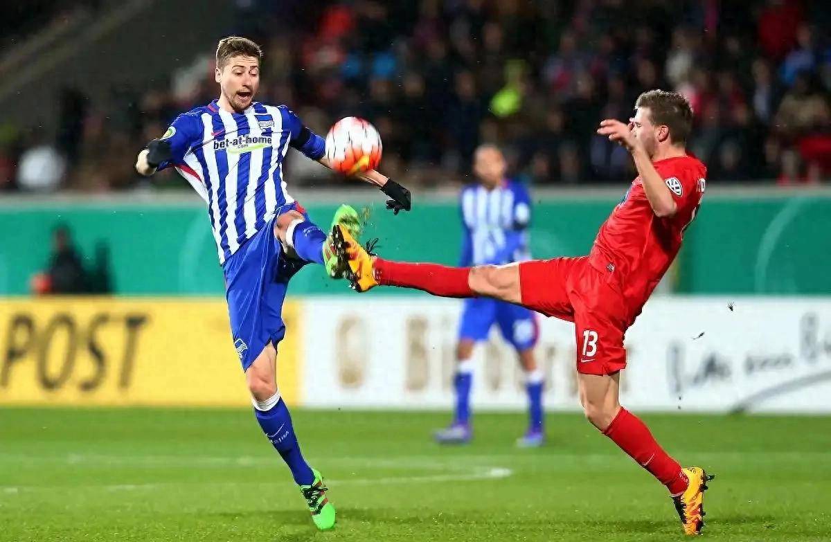 爱游戏网页版入口-关于柏林赫塔-击败不莱梅，科尔代制胜入球的信息