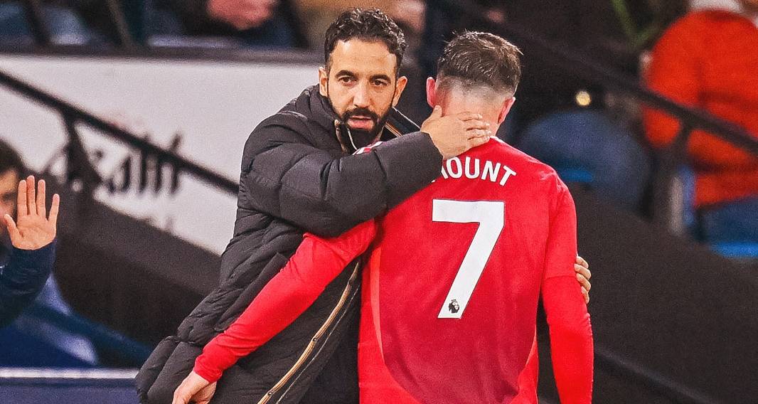 爱游戏在线登录-曼联客场战平狼队，欧冠资格险胜防守