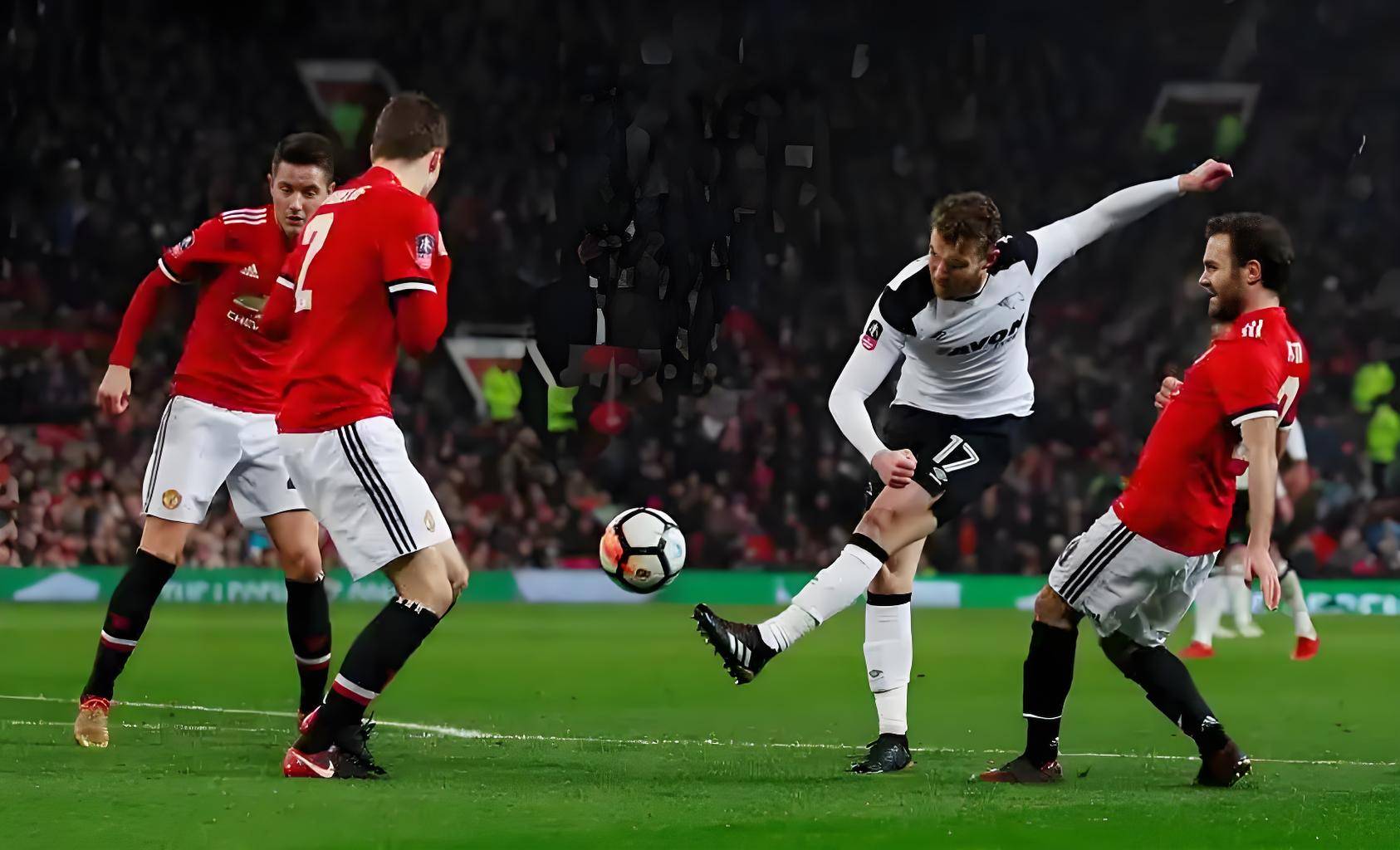 伯恩利主场大胜水晶宫，豪取三分的简单介绍