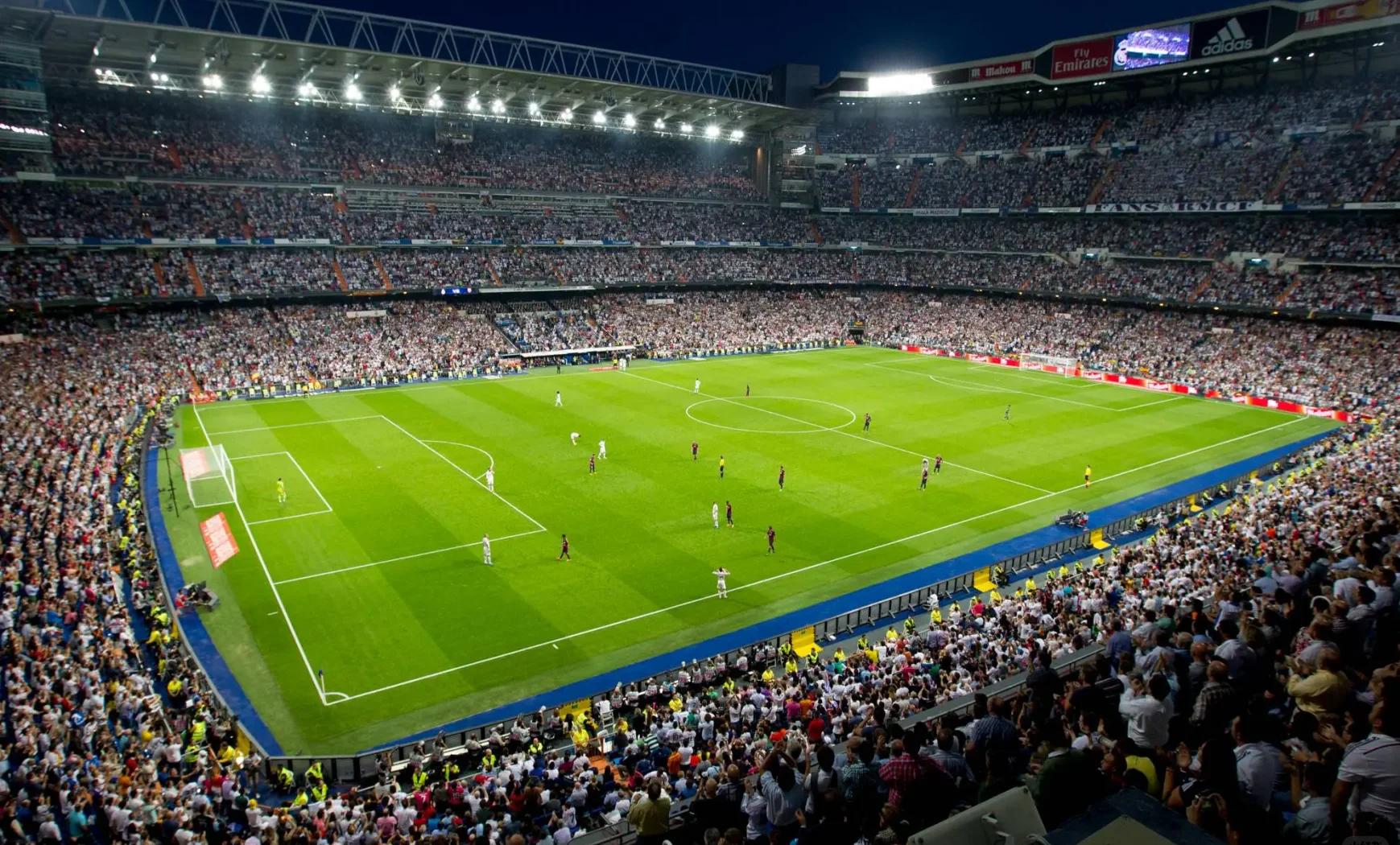 莱比锡红牛豪取主场胜利，稳坐德乙积分榜首的简单介绍