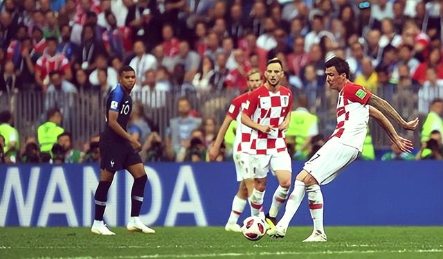 瑞典队挑战克罗地亚,拼尽全力 瑞典队挑战克罗地亚,拼尽全力