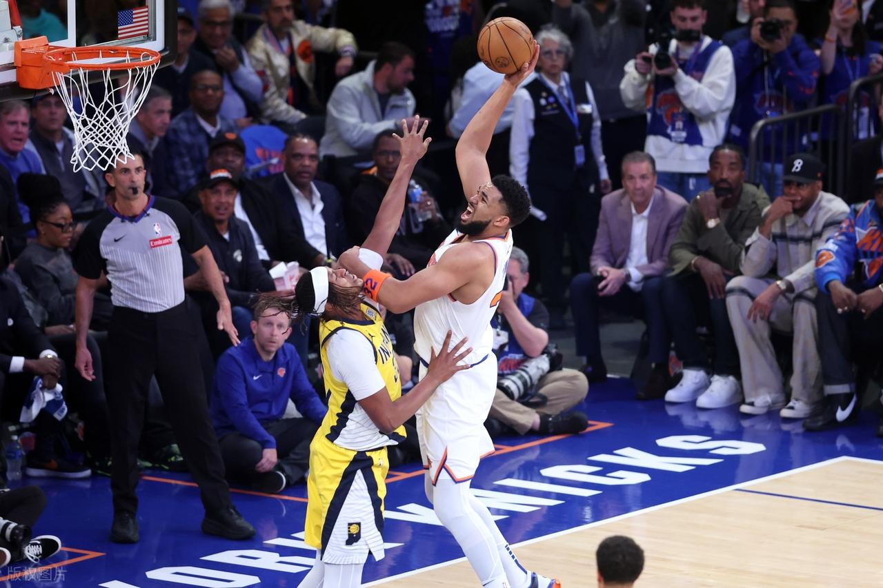 尼斯客场对抗阿贾克斯，争取客场胜利