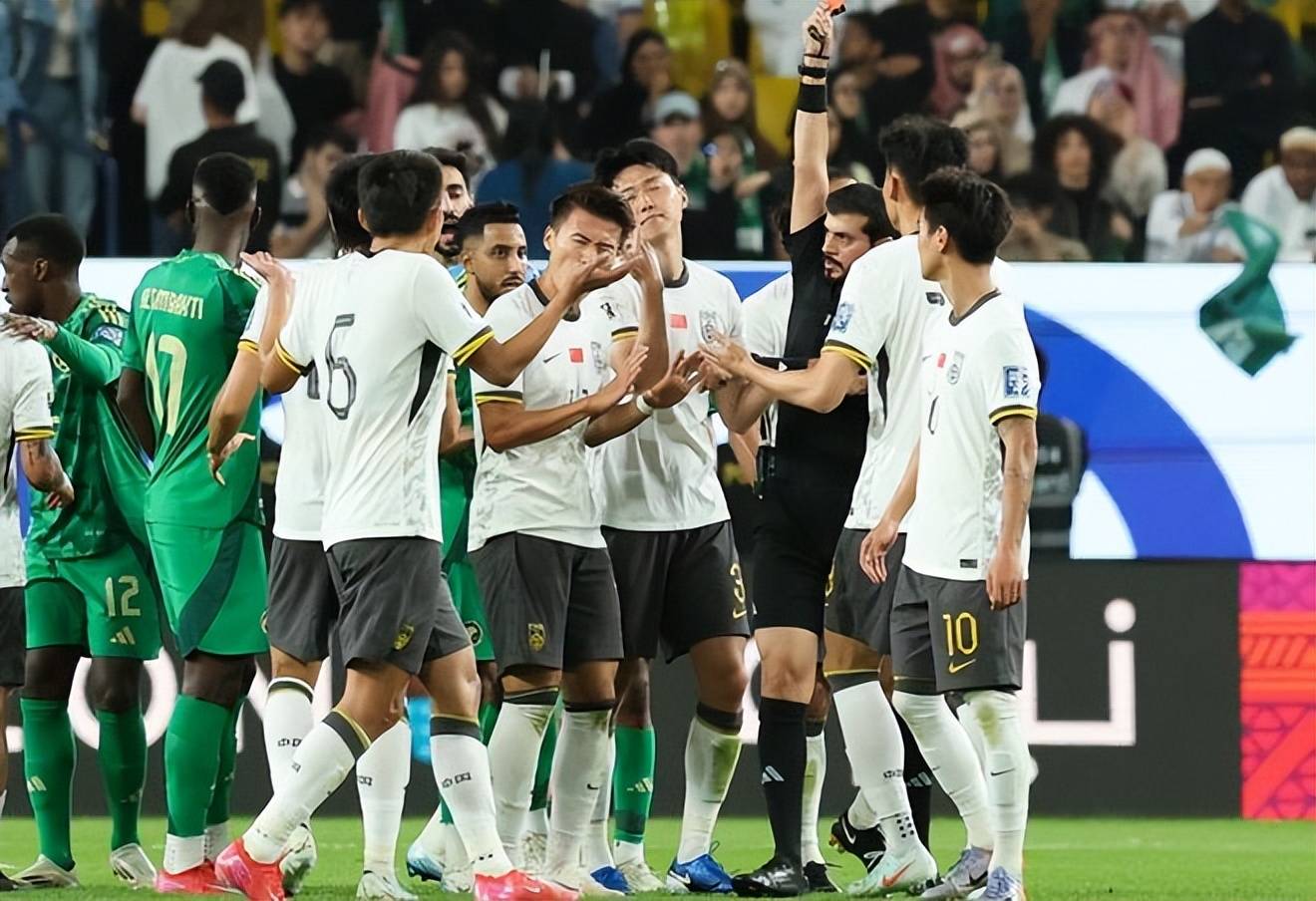 亚洲足坛风云变幻,实力强队陷入困境的简单介绍 亚洲足坛风云变幻,实力强队陷入困境的简单介绍