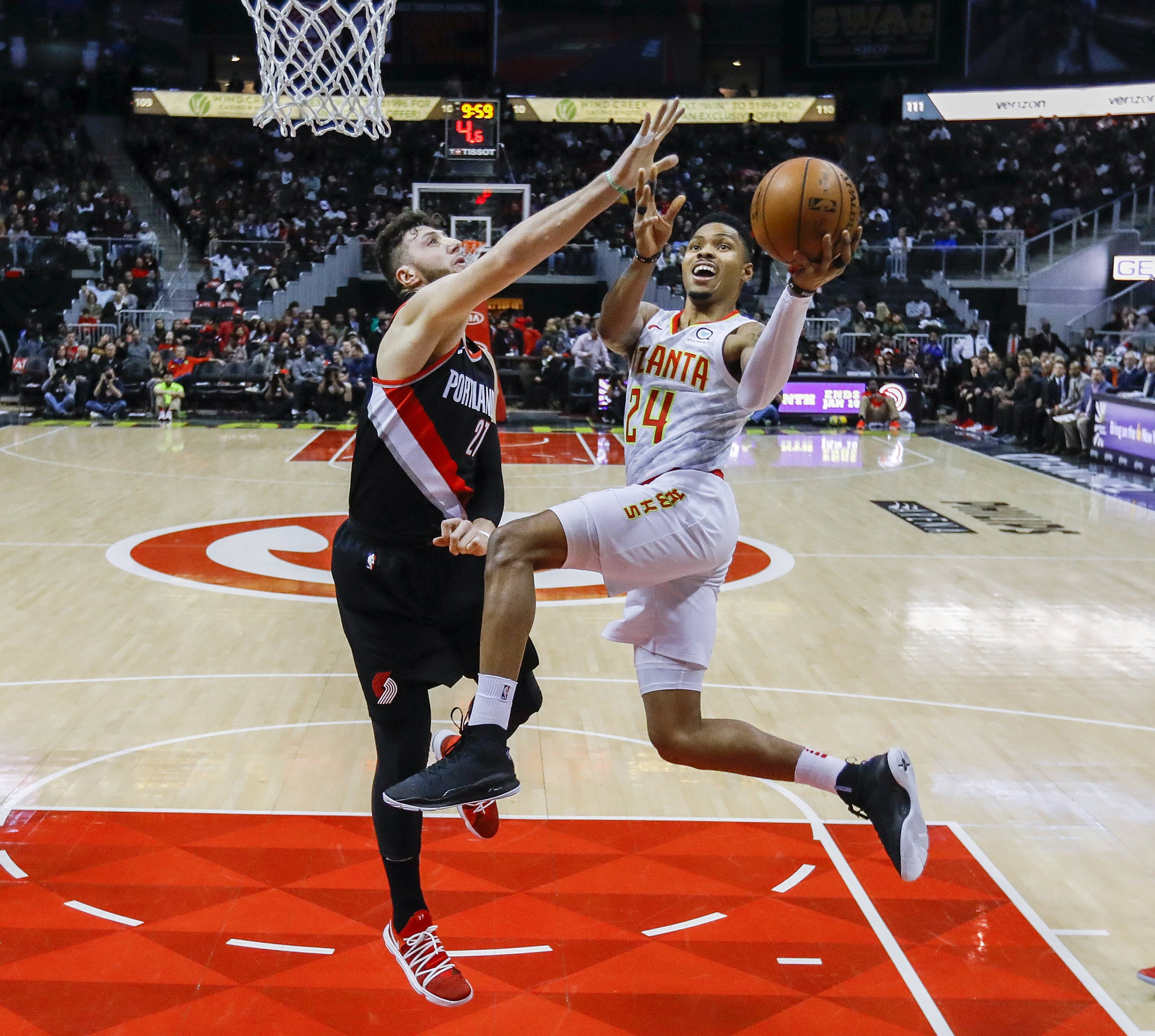 开拓者球员合练备战下一场比赛 开拓者球员合练备战下一场比赛