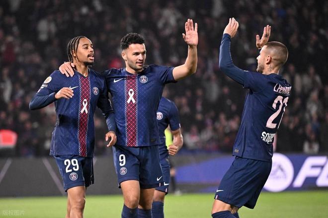 斯特拉斯堡遭遇四连败,法甲保级前景堪忧 斯特拉斯堡遭遇四连败,法甲保级前景堪忧