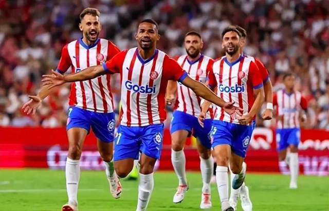 奥萨苏纳防守反击凶猛,打法犀利 奥萨苏纳防守反击凶猛,打法犀利