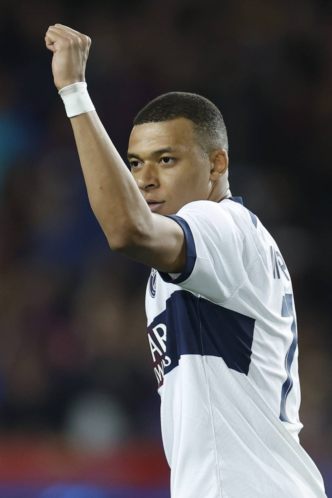 关于巴黎圣日尔曼三球完胜对手,晋级半决赛的信息 关于巴黎圣日尔曼三球完胜对手,晋级半决赛的信息