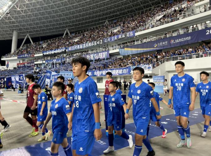 爱游戏官网-连云港队季后赛目标明确，连胜努力