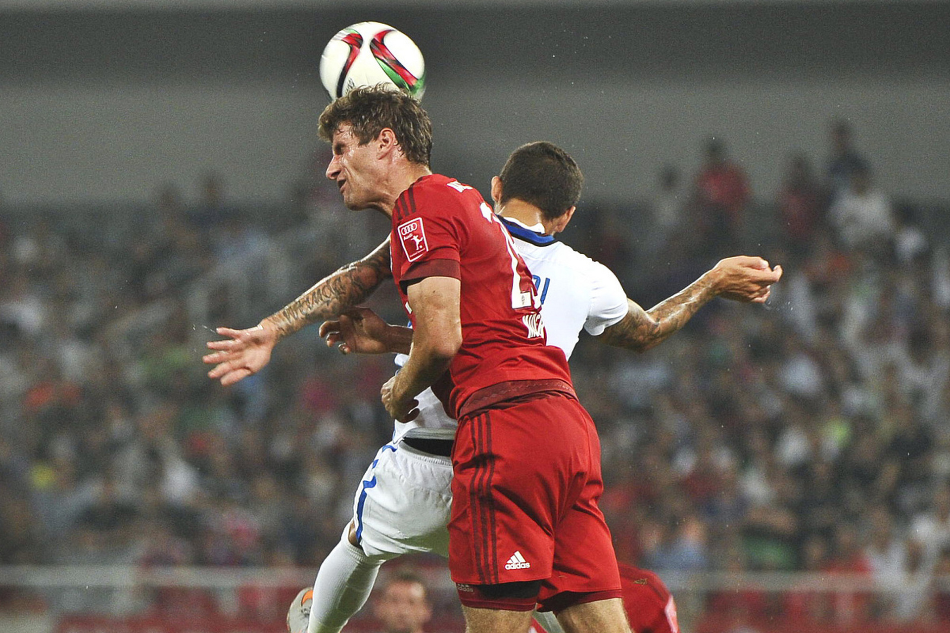 爱游戏官方登录入口-拜仁慕尼黑战术精湛，备战欧冠比赛的简单介绍