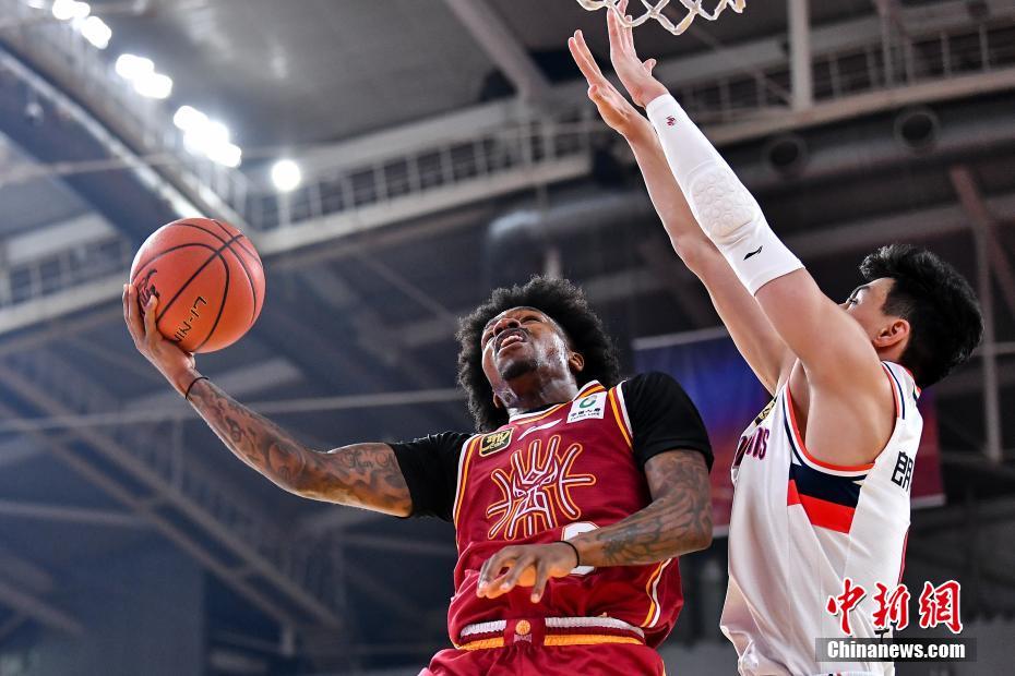 爱游戏app-包含云南男篮客场胜山西，豪取常规赛第四胜的词条